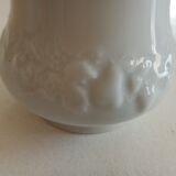 White porcelain sugar