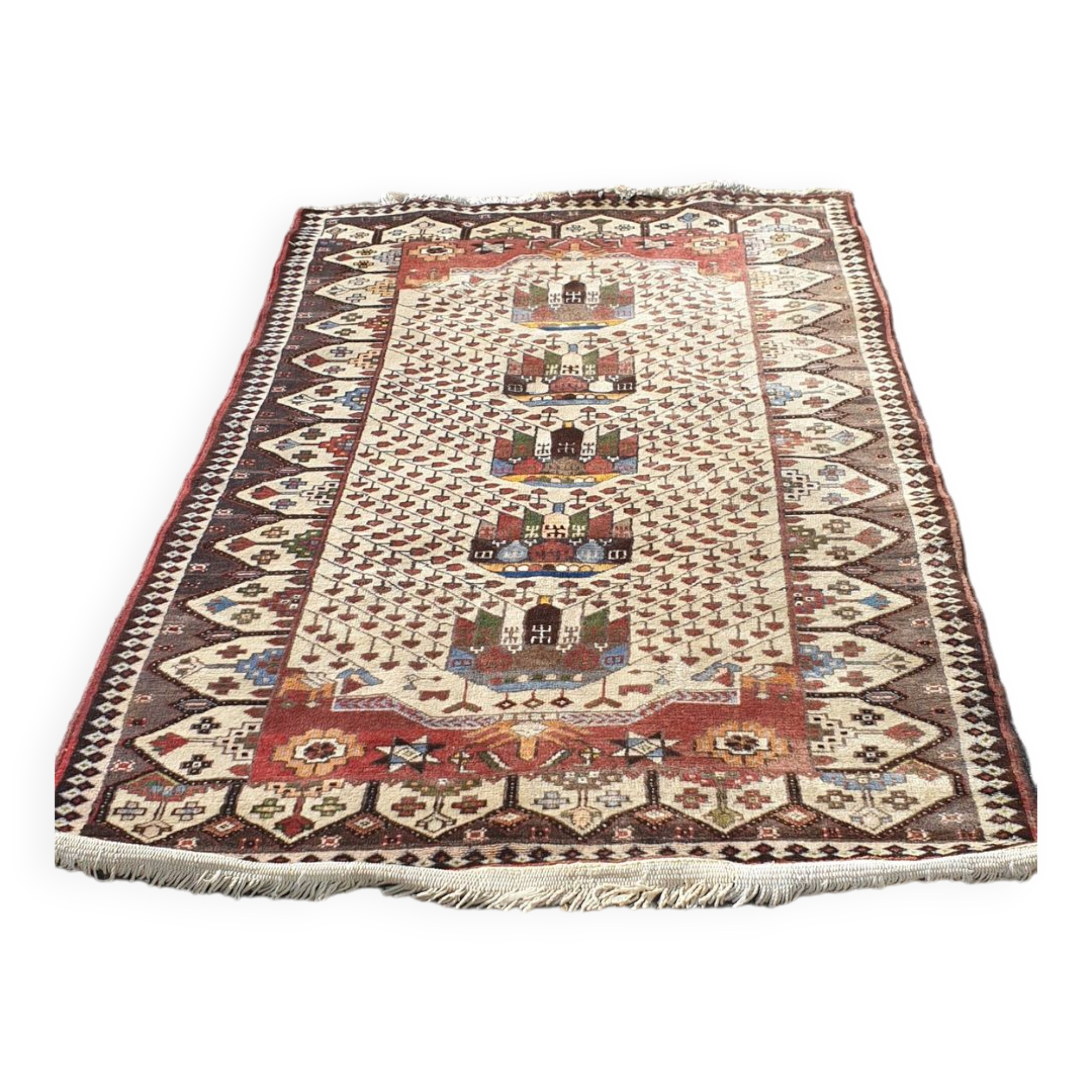 Oriental wool rug entirely handmade