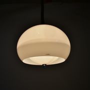 Suspension Meblo du milieu du siècle, Design Harvey Guzzini, Italie, années 1970