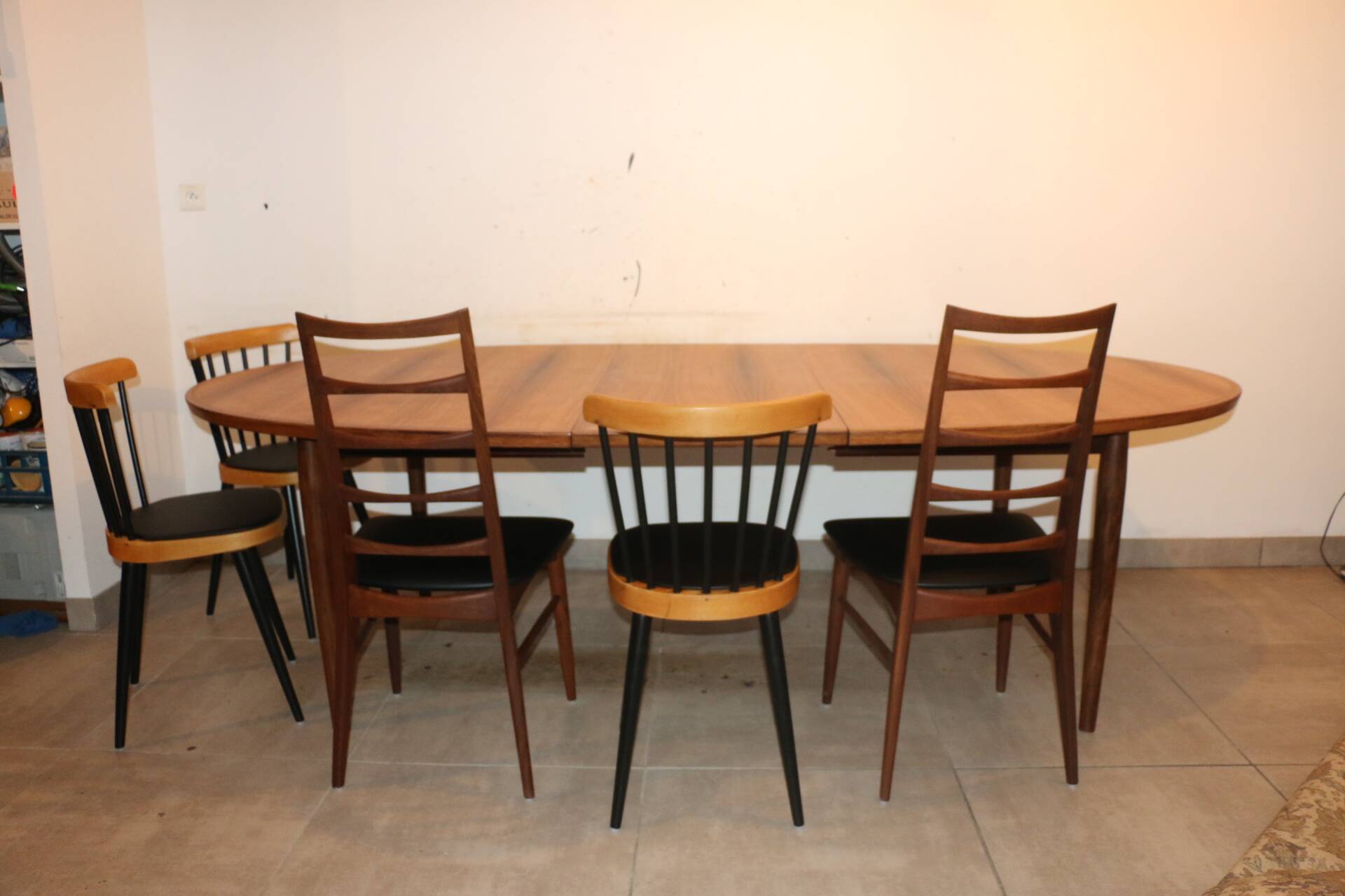 Arne Vodder rosewood table for 6/10 people