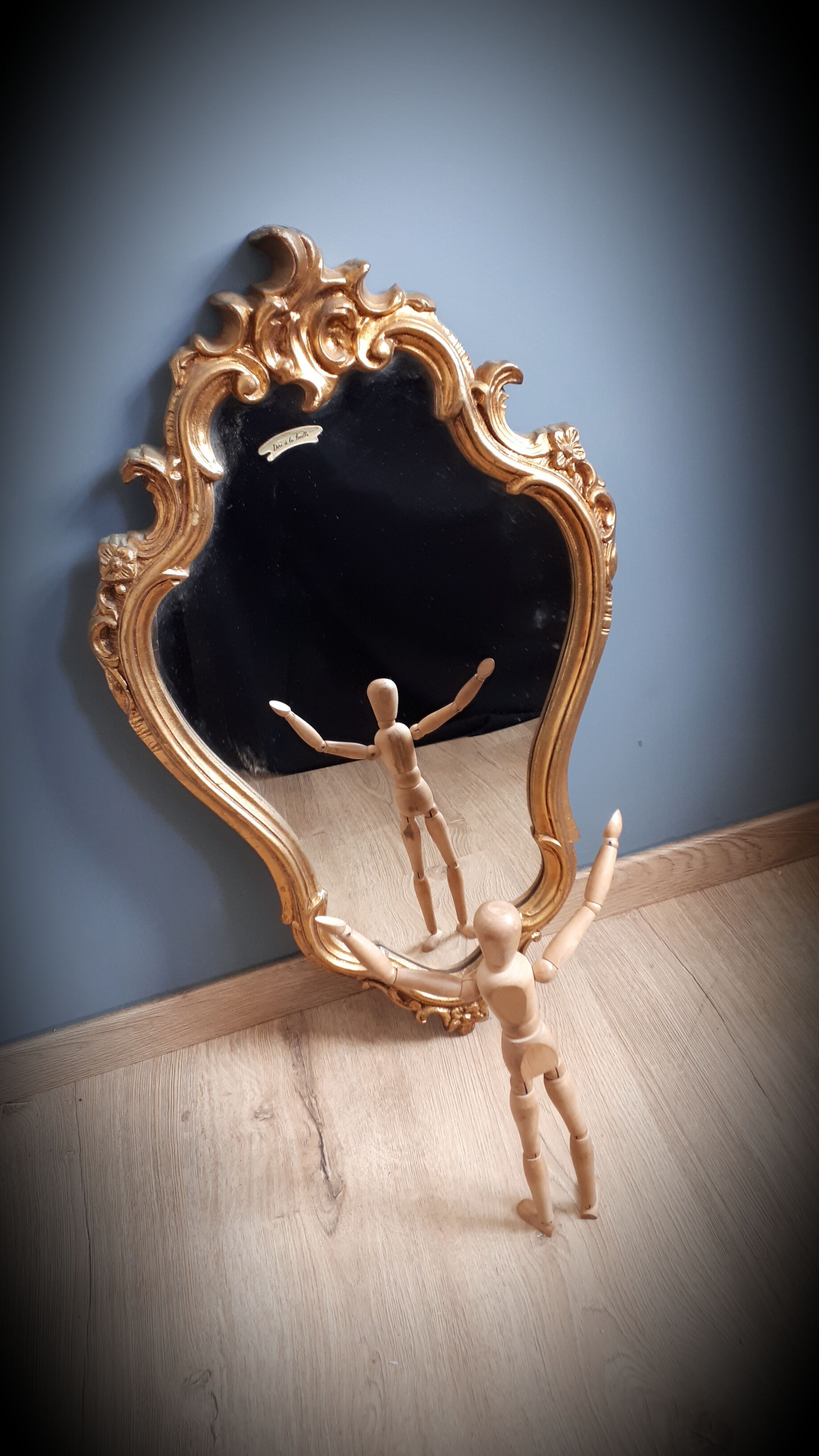 Old golden mirror with leaf   43x70cm
