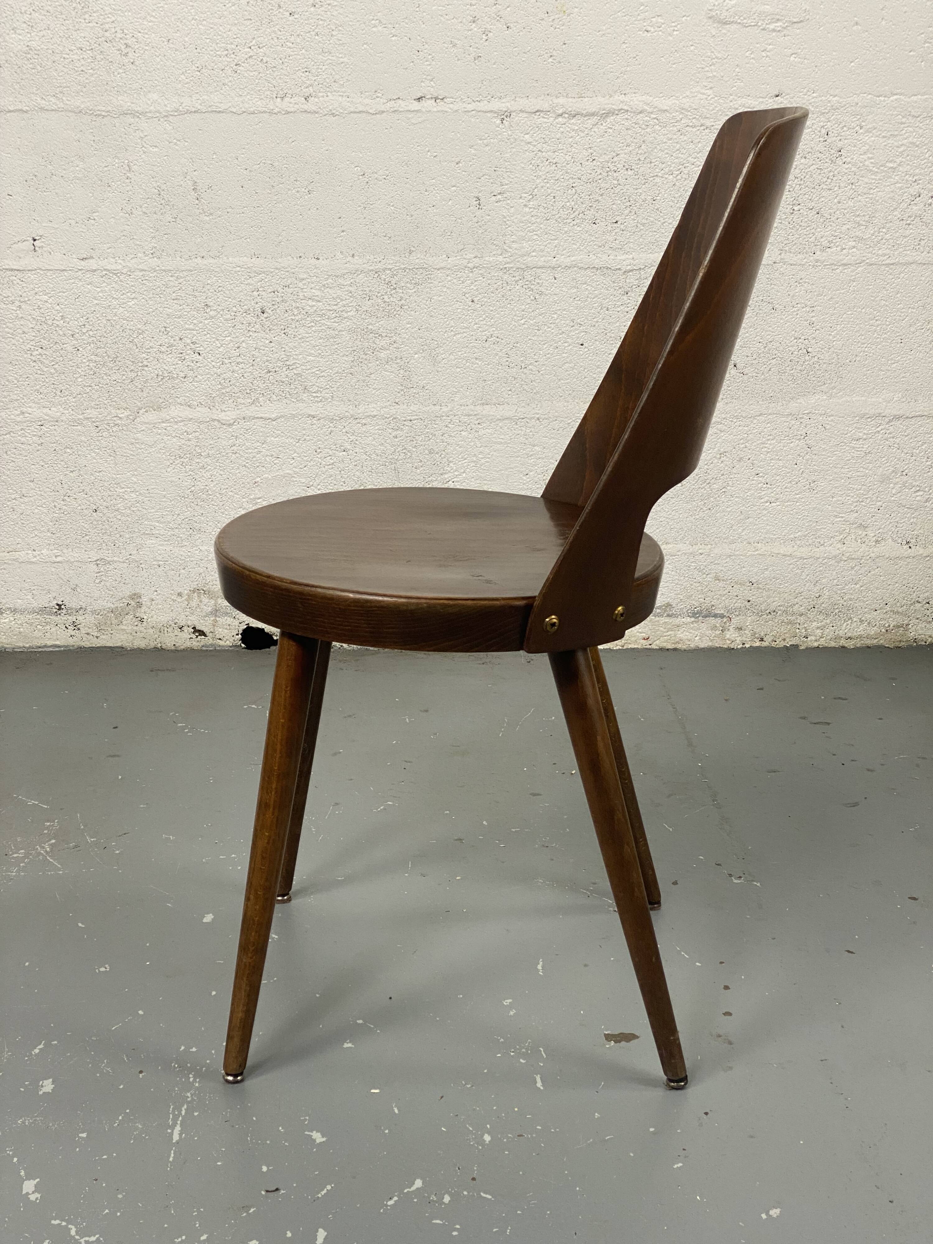 Baumann Mondor Chair