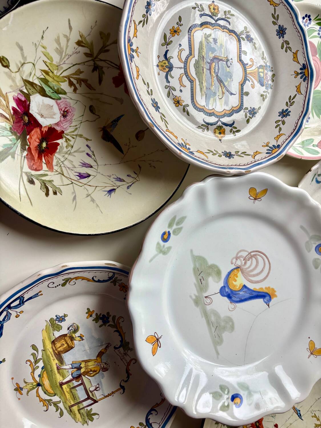 Set of 7 assorted plates