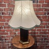 Chic table lamp with lampshade