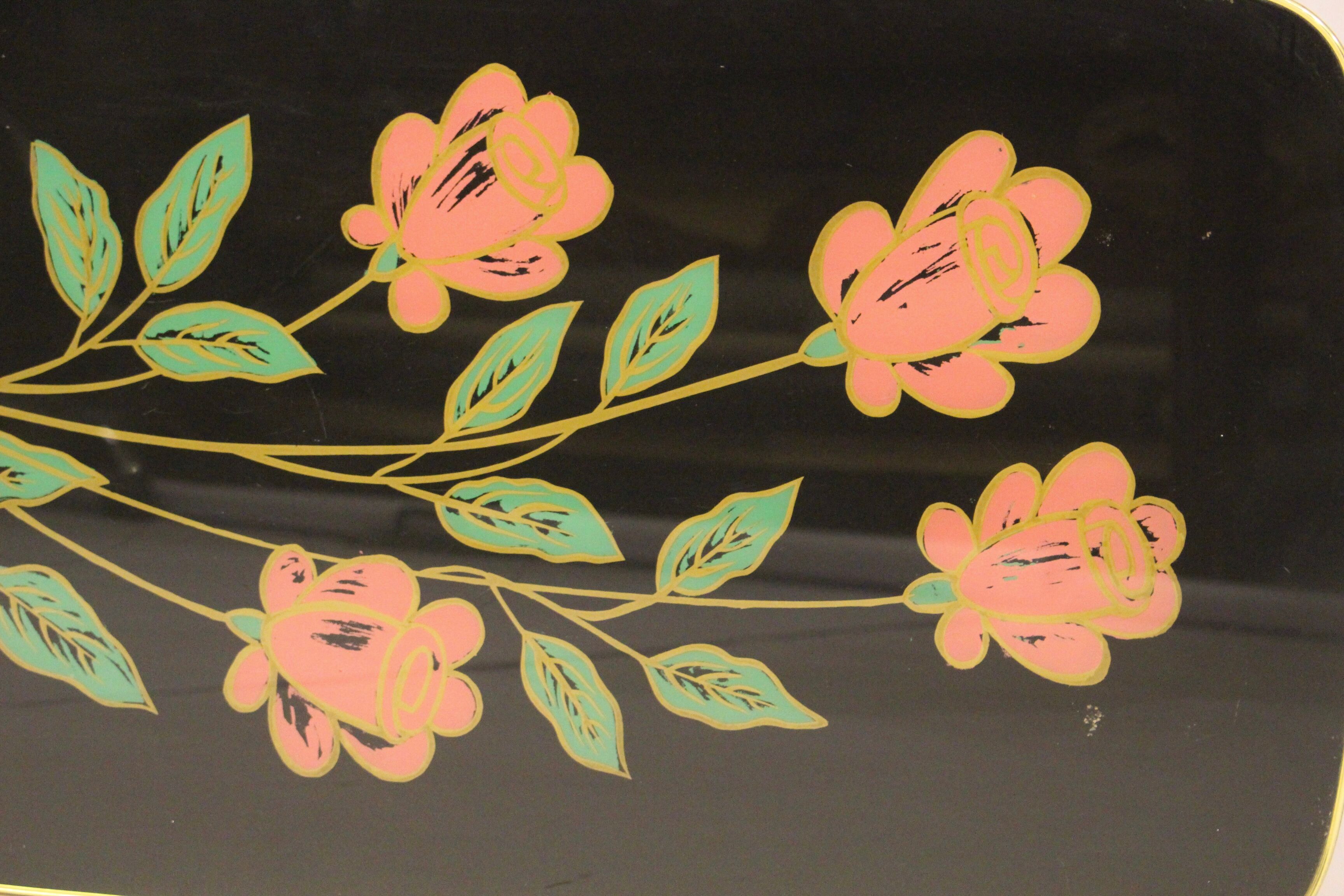 Vintage coffee table year 60 flower patterns