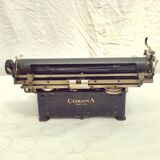 Portable typewriter corona manufacture usa around the 1920s numbered dimension: h-15xl29