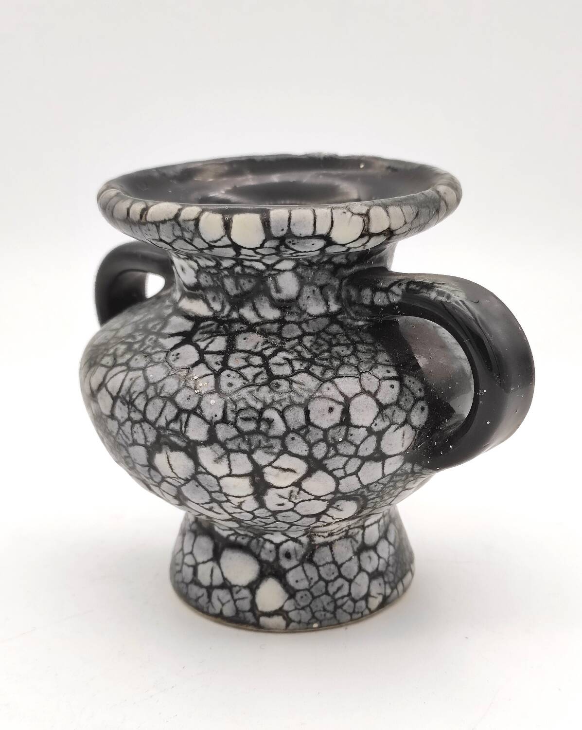 Very beautiful ceramic vase signed