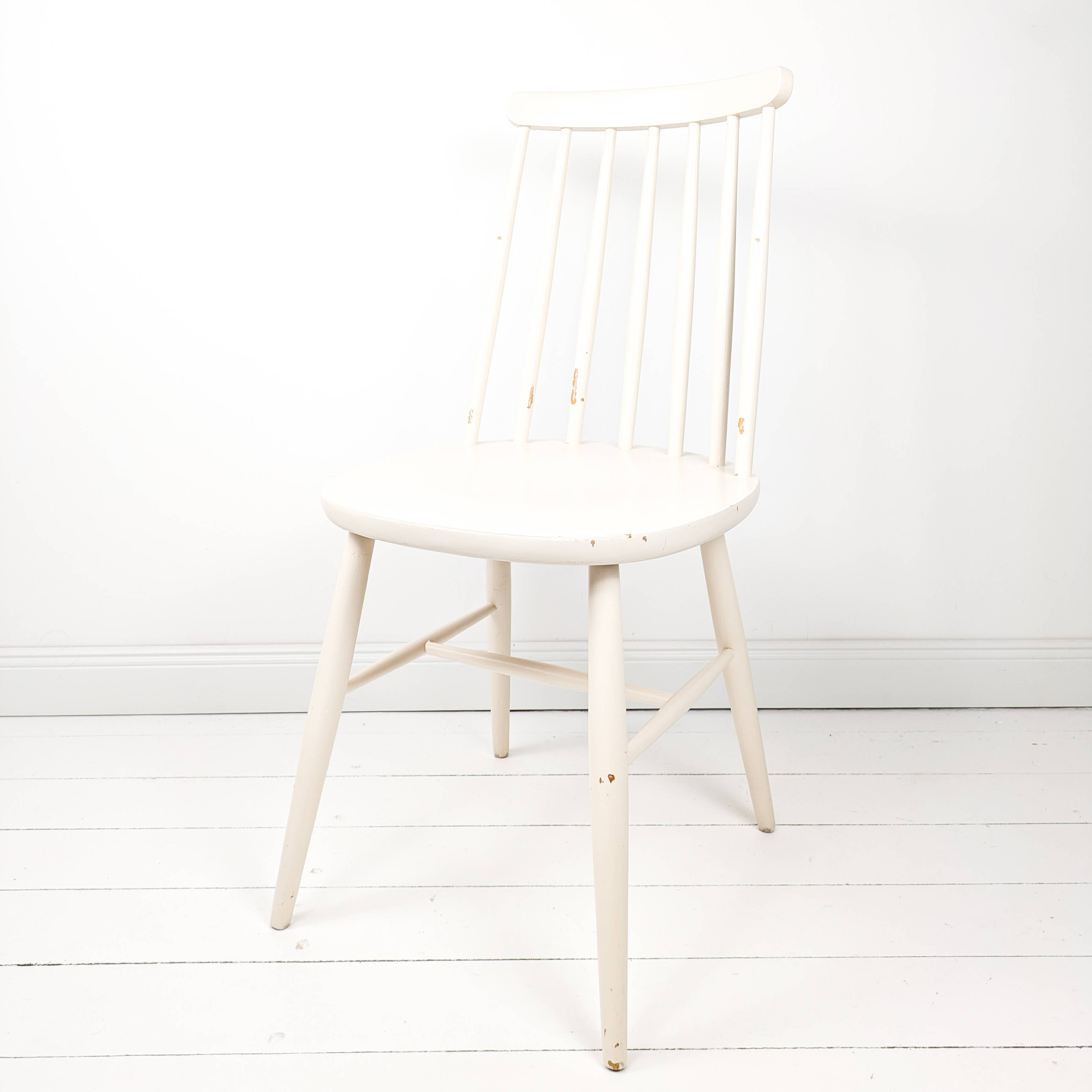 Chaise de soutien vintage blanc cassé Mid Century Retro Skandi Scandinave Kitchen Chair Salle à mang