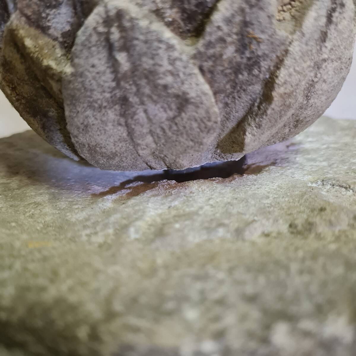 Set Of French Sandstone Decorative Vases With Artichoke, From The 18th Century
