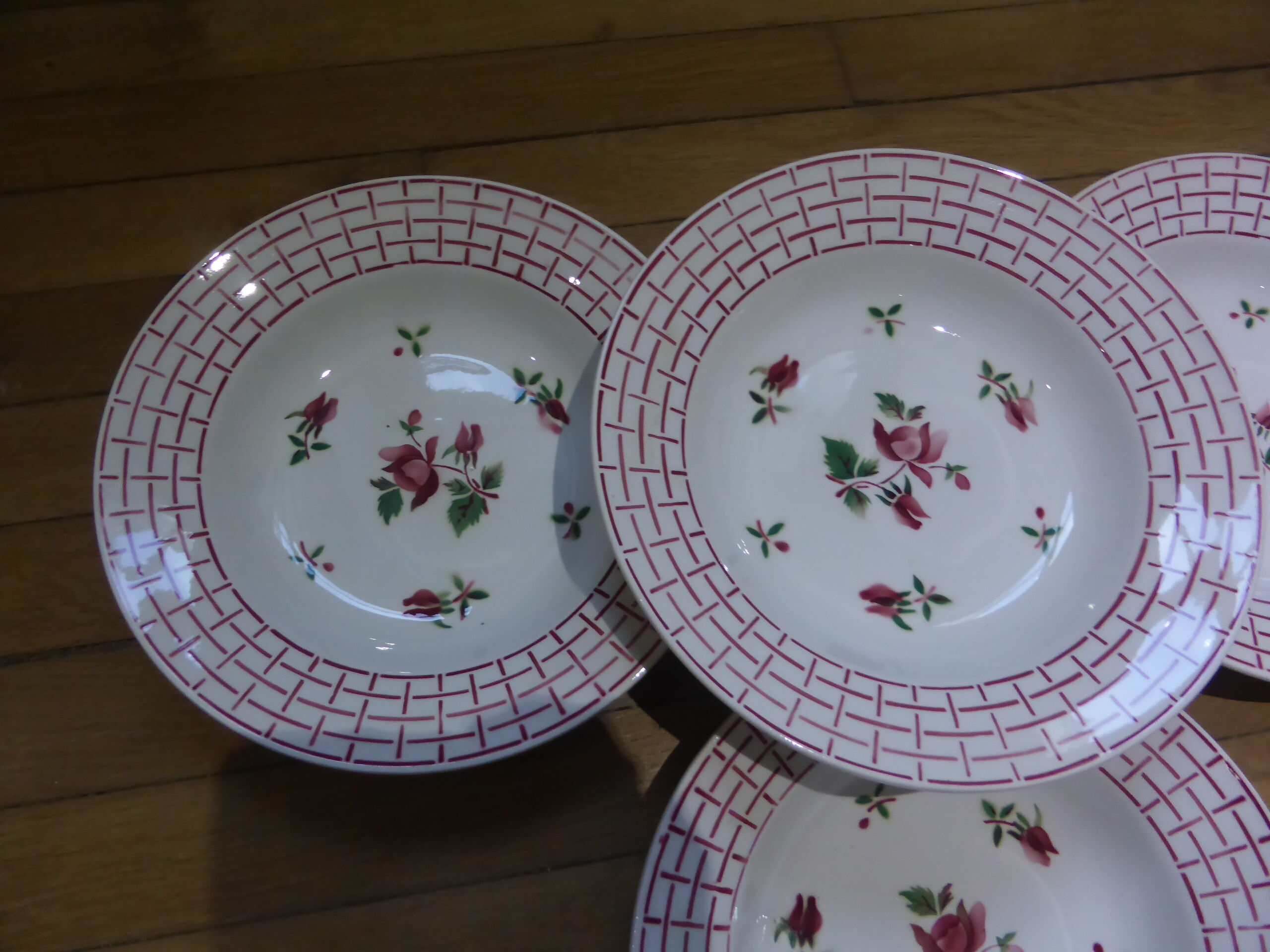 4 hollow plates Digoin Sarreguemines model Rosa