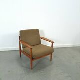 Teak Scandinavische fauteuil met bruin stoffen kussens, stoel 1