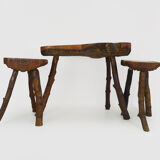 Old Brutalist tripod coffee table with 2 stools