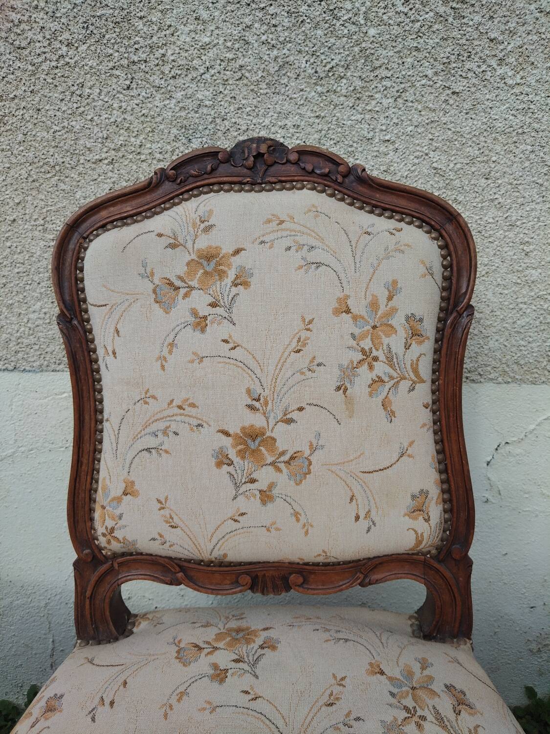 Suite de 3 fauteuils style Louis XV en bois sculpté – tapisserie tradi