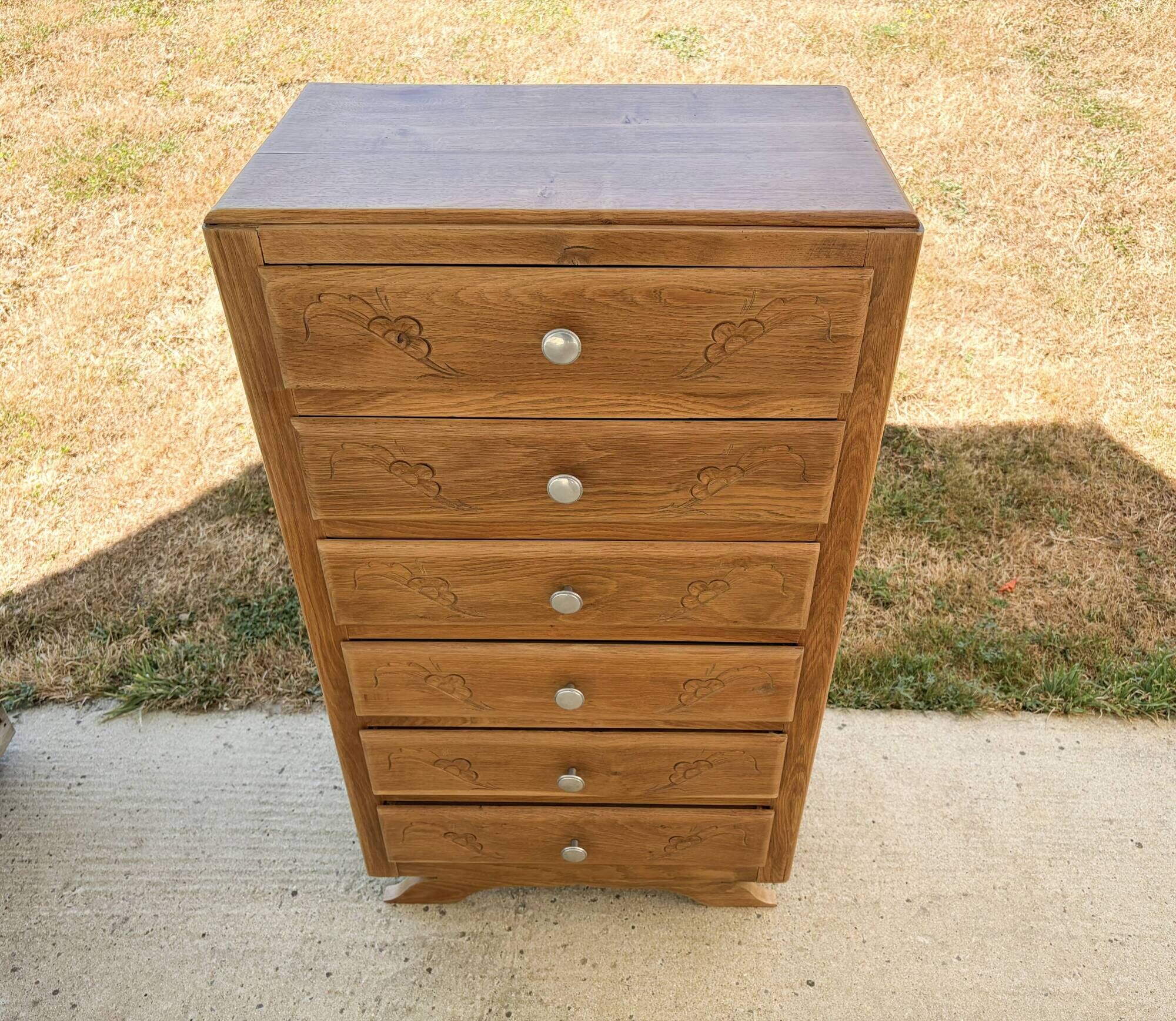 Art Deco chest of drawers with 6 oak drawers, claw feet, 1930s/40s.