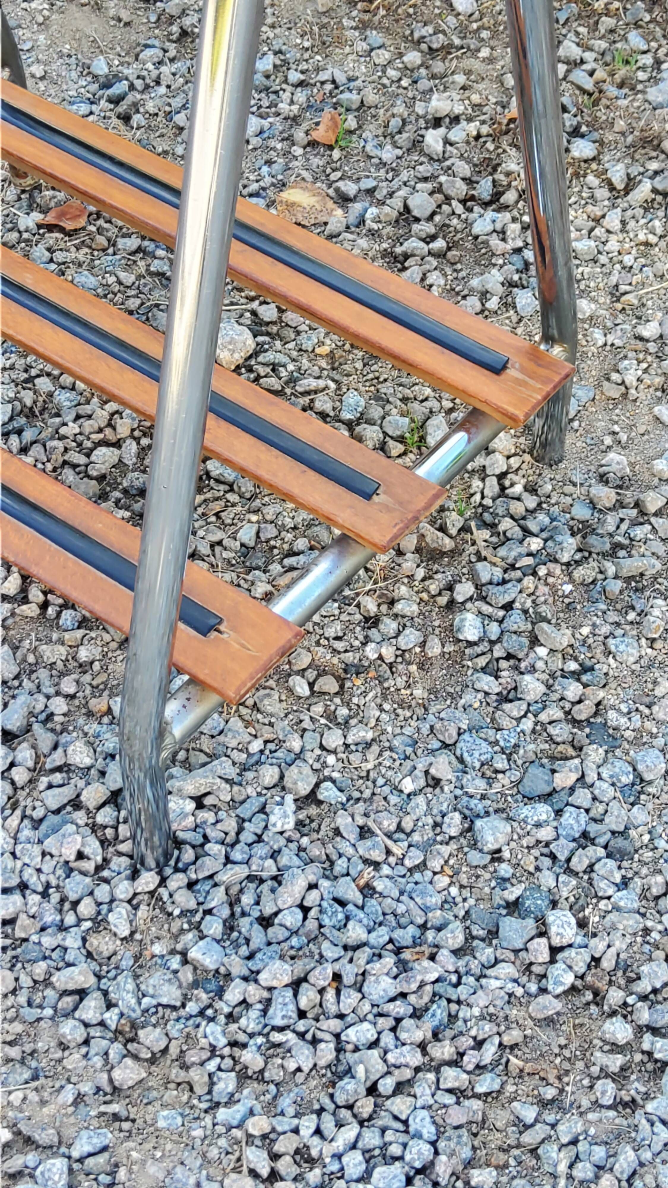 Vintage valet in wood, chrome metal and vinyl from the 60s