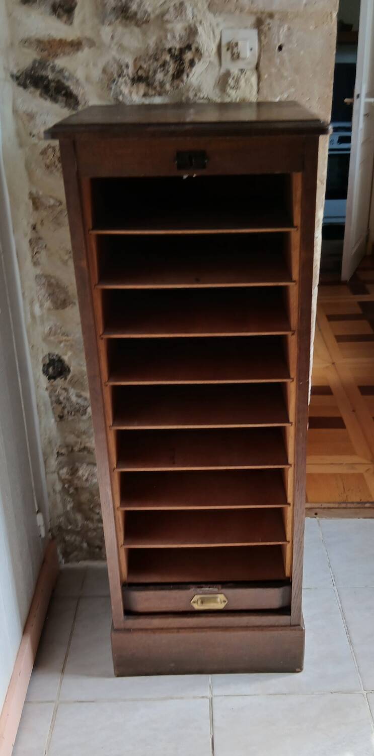 Vintage Filing Cabinet / Roll-Top Cabinet Circa 1940 – Oak Veneer