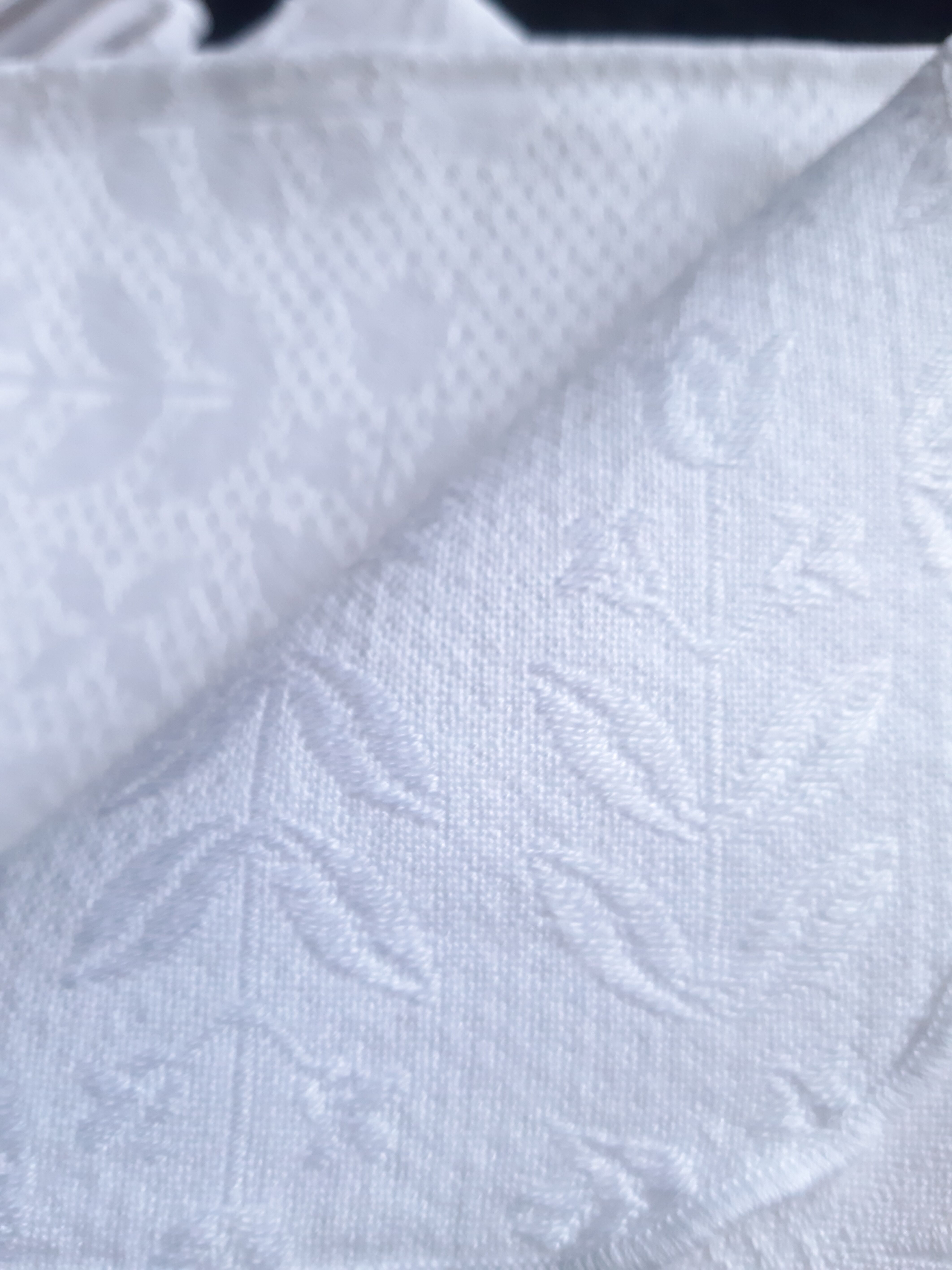 Tablecloth and 12 towels