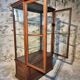 Vitrine ancienne en chêne français – Vitrine de musée d’un château de Bourgogne – vers 1900