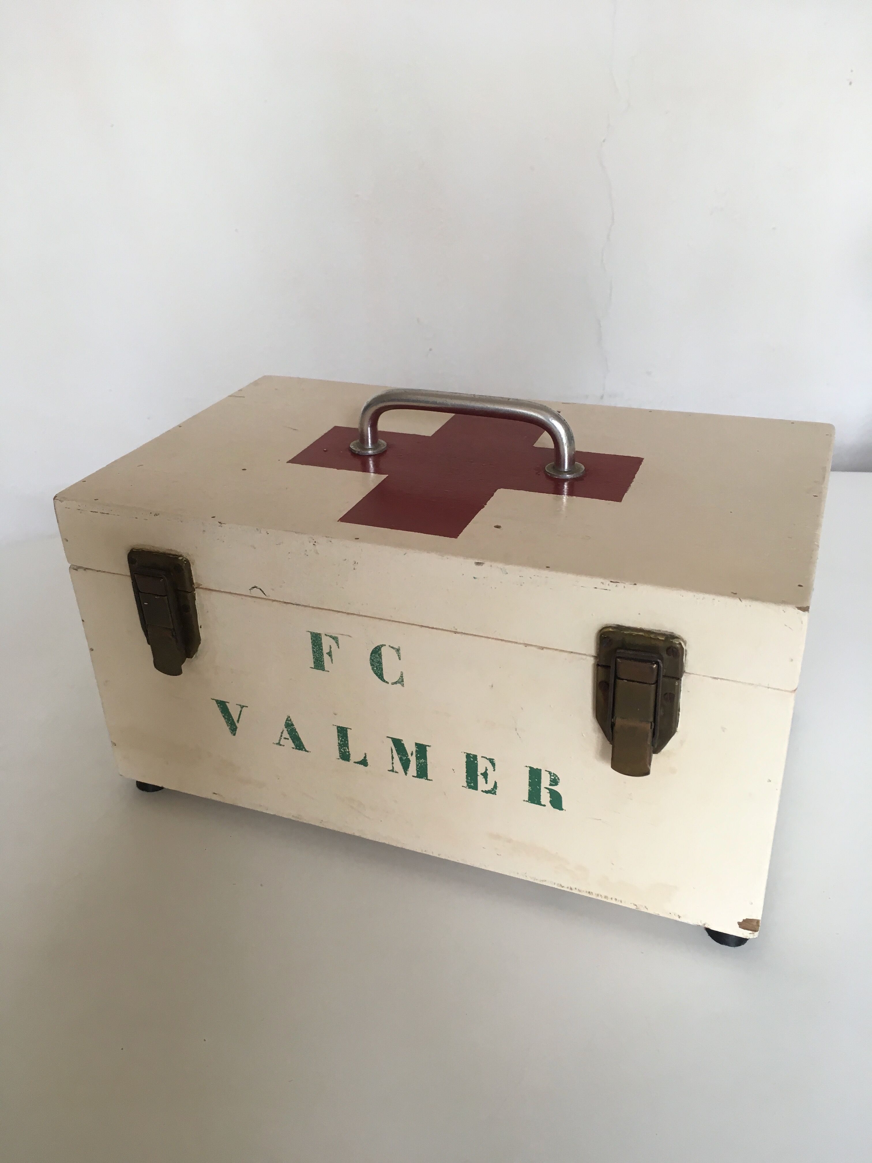 Sports pharmacy box, wooden crate 60s