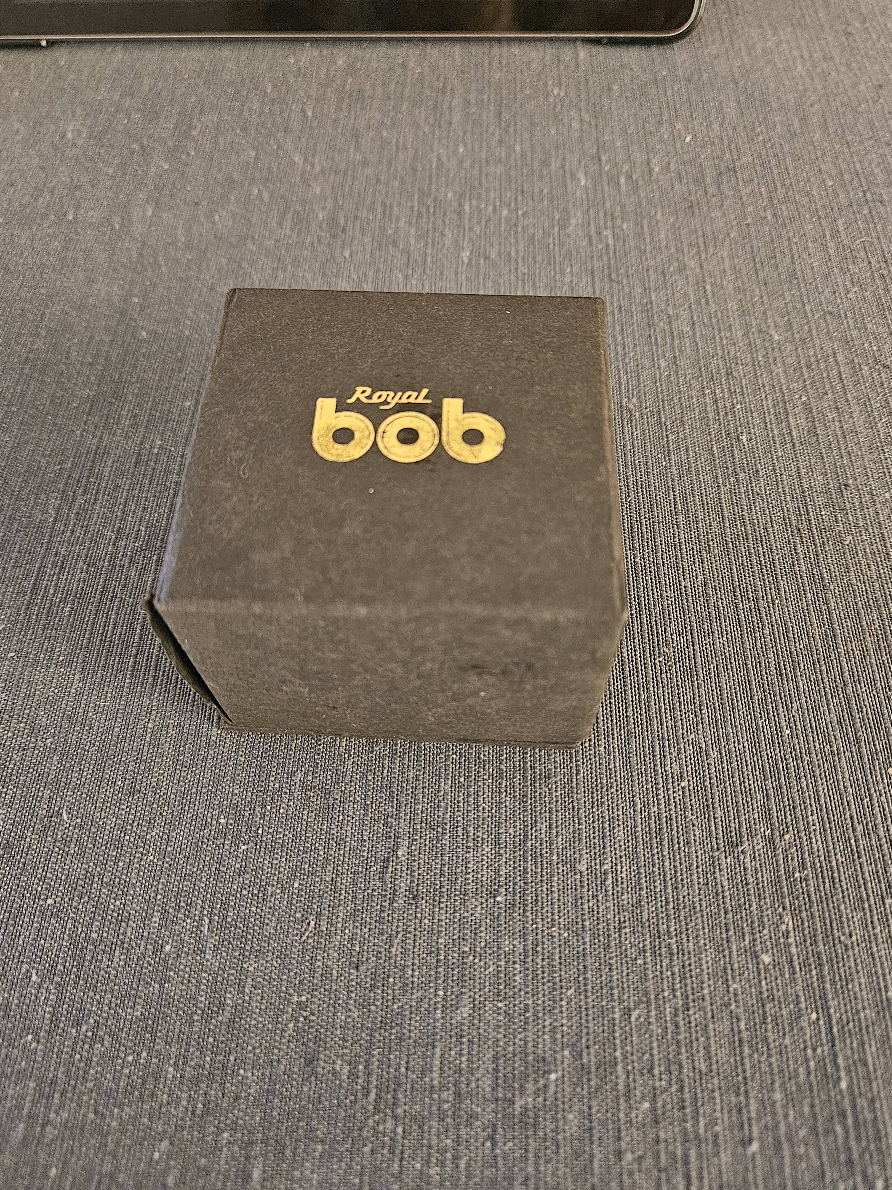 Vintage table lighter "Cube" Royal Bob – Wood Burl & Gold Finish