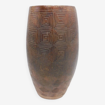 Vase en bois