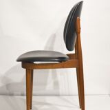Baumann's "pegasus" chair