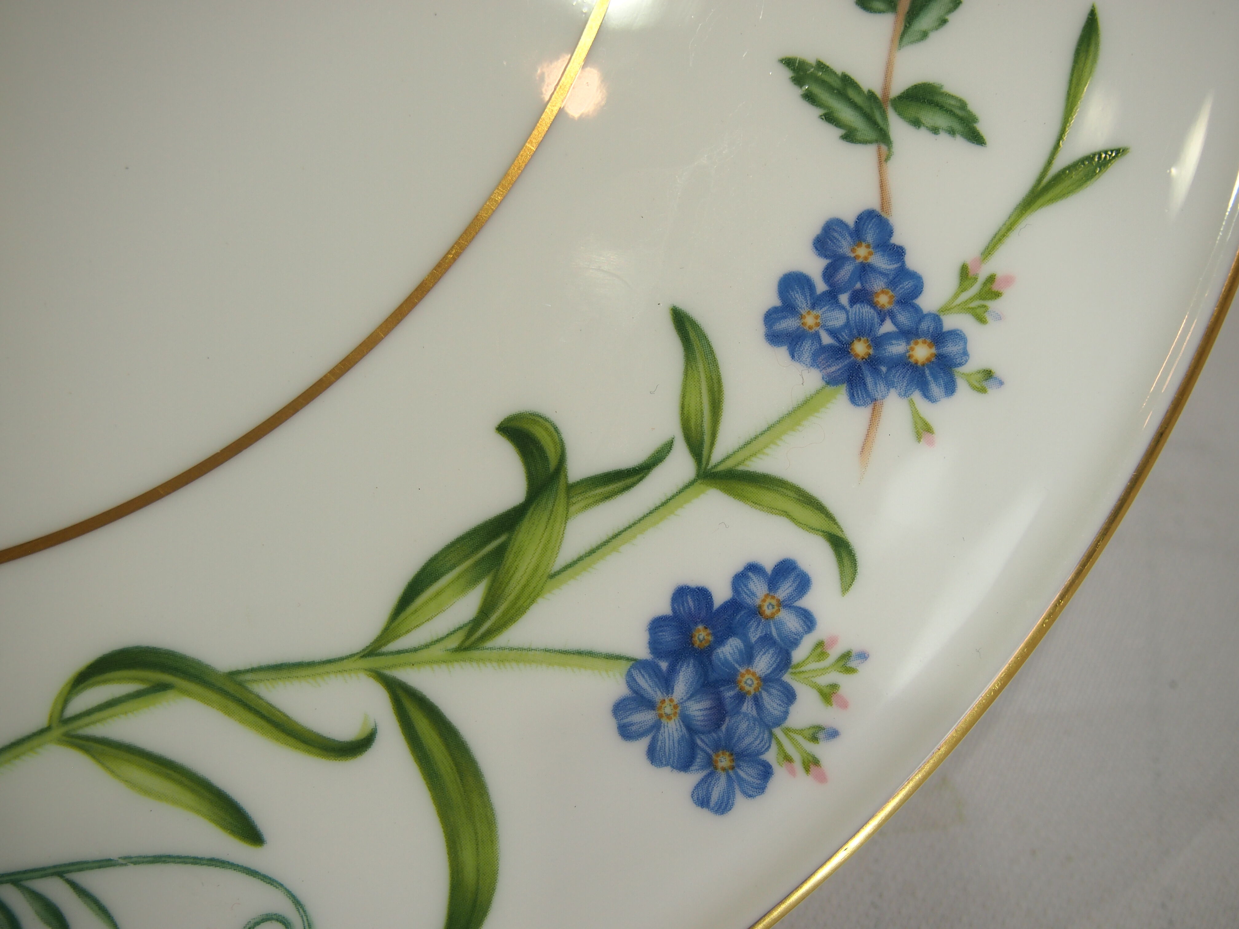 Cake dish Arcadia Royal Worcester fine bone porcelain