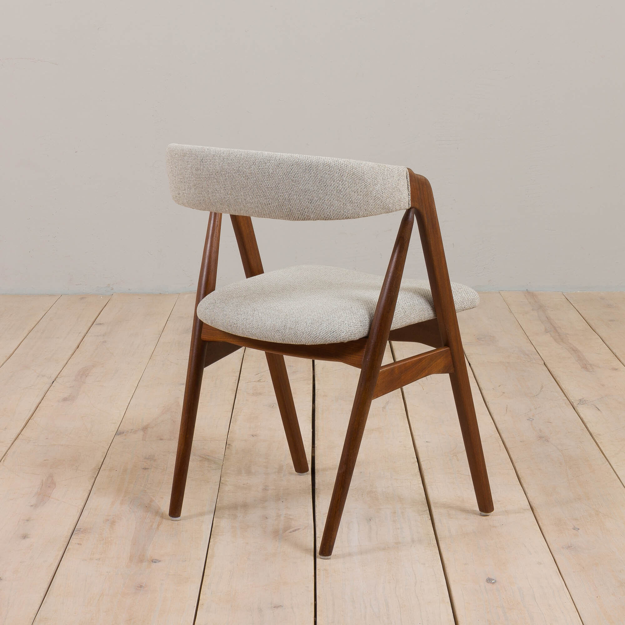 Set of 14 mid-century Danish teak dining chairs by Th Harlev for Farstrup Møbler in blue wool 1950