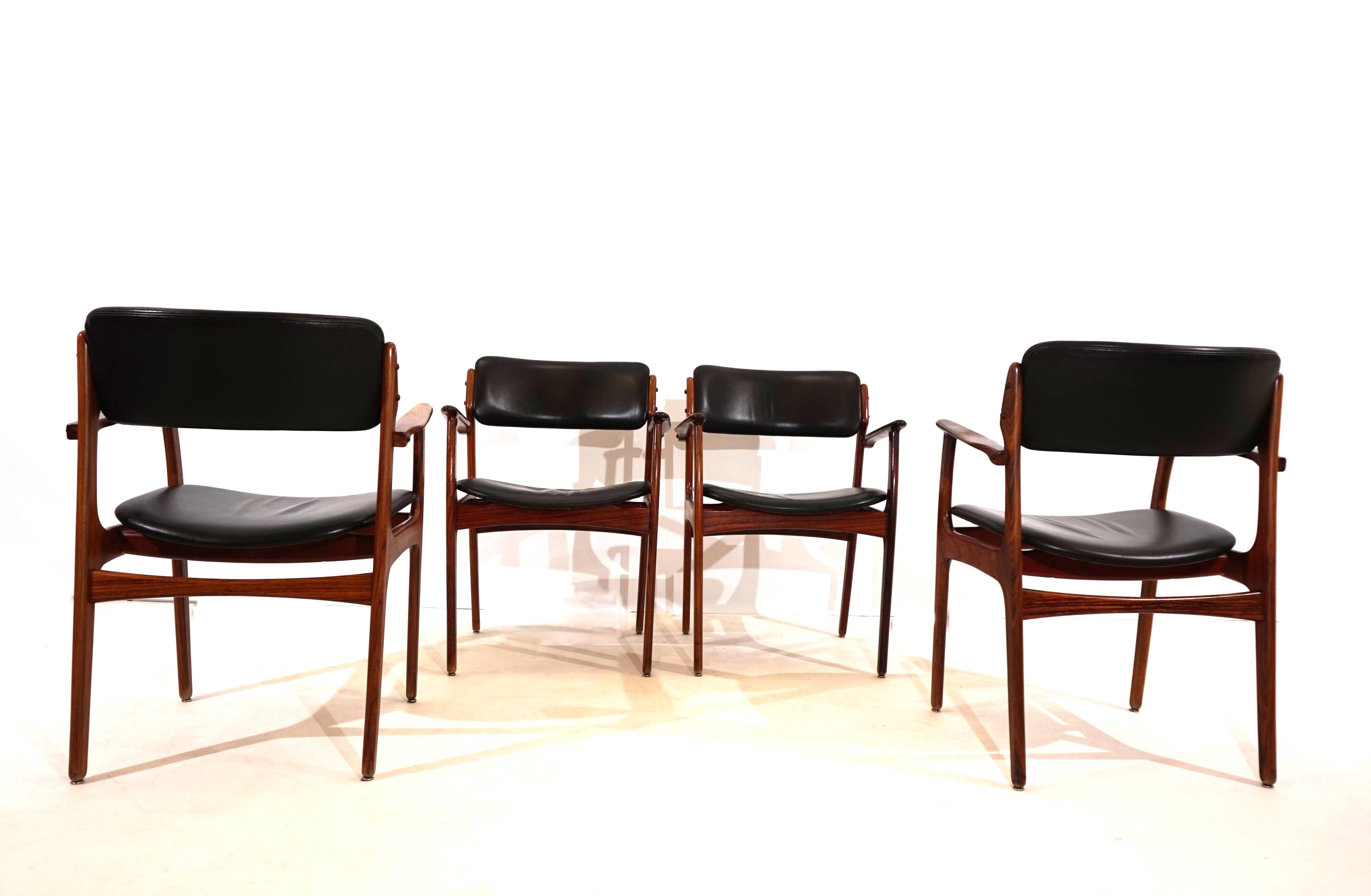 Erik Buck lot de 4 chaises de salle à manger en palissandre OD 50 pour OD Mobler
