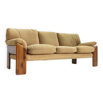 Vintage 3 seater sofa by Mario Marenco for Mobilgirgi