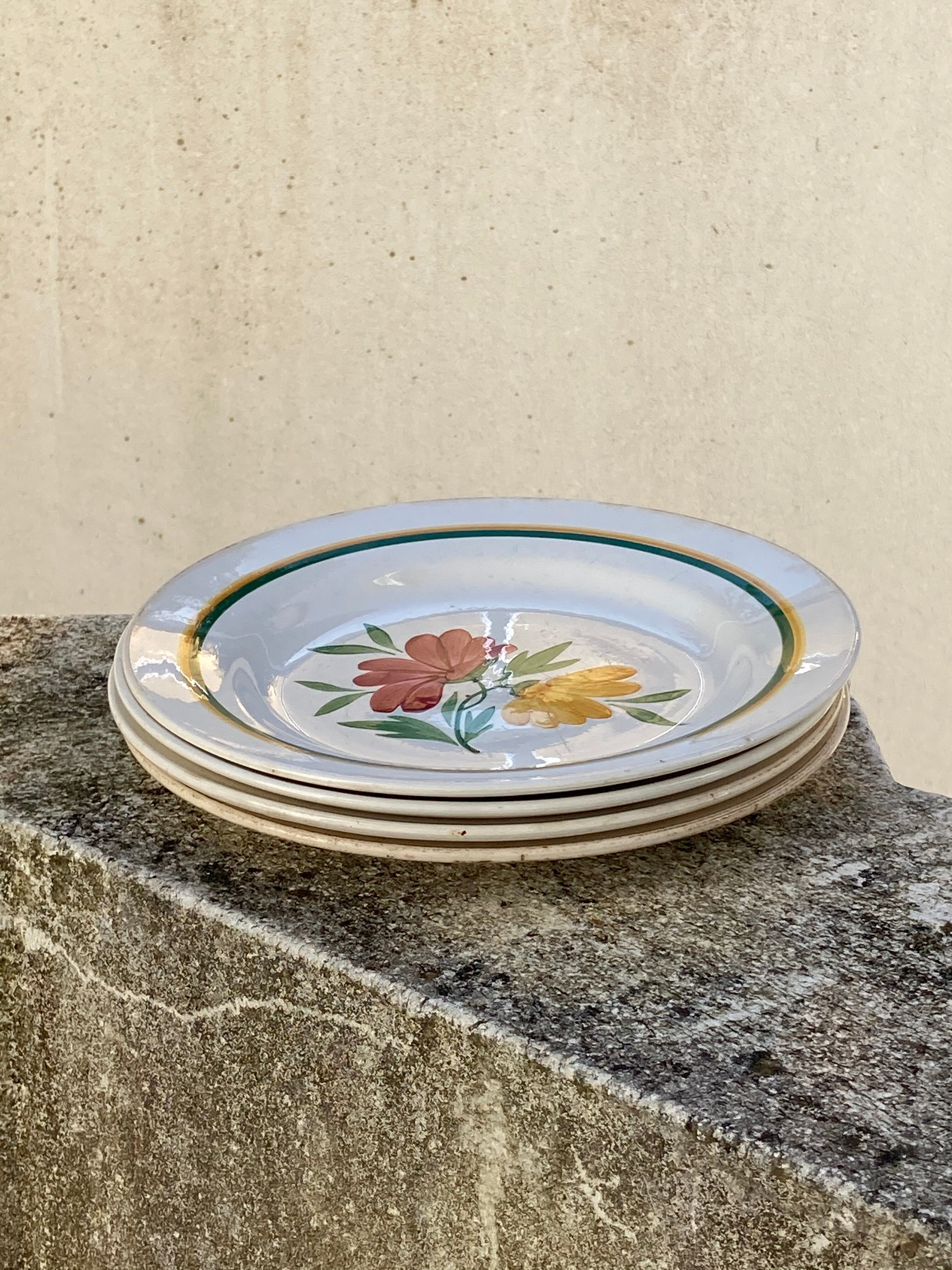 4 Digoin flower plates