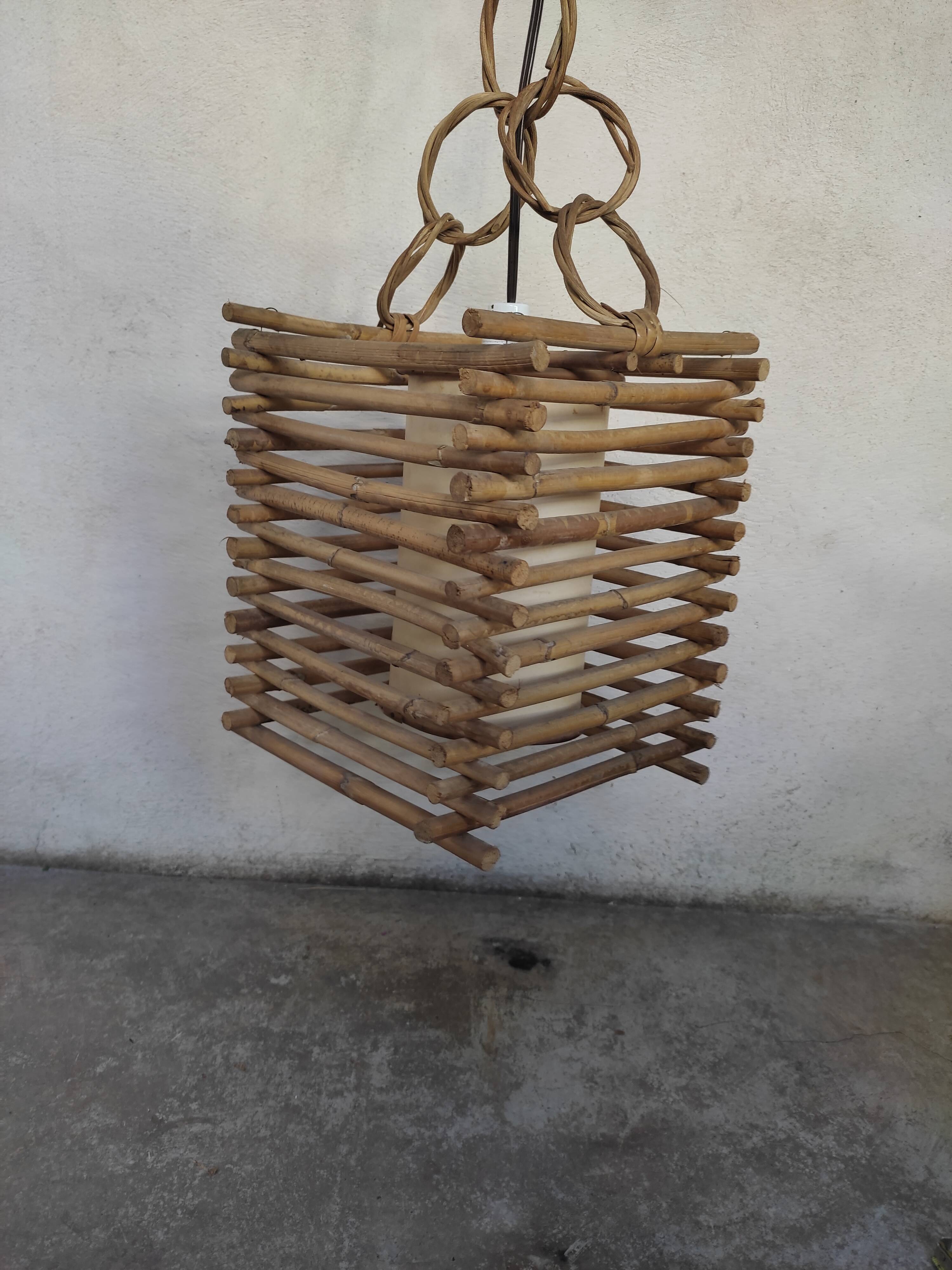 Suspension en rotin