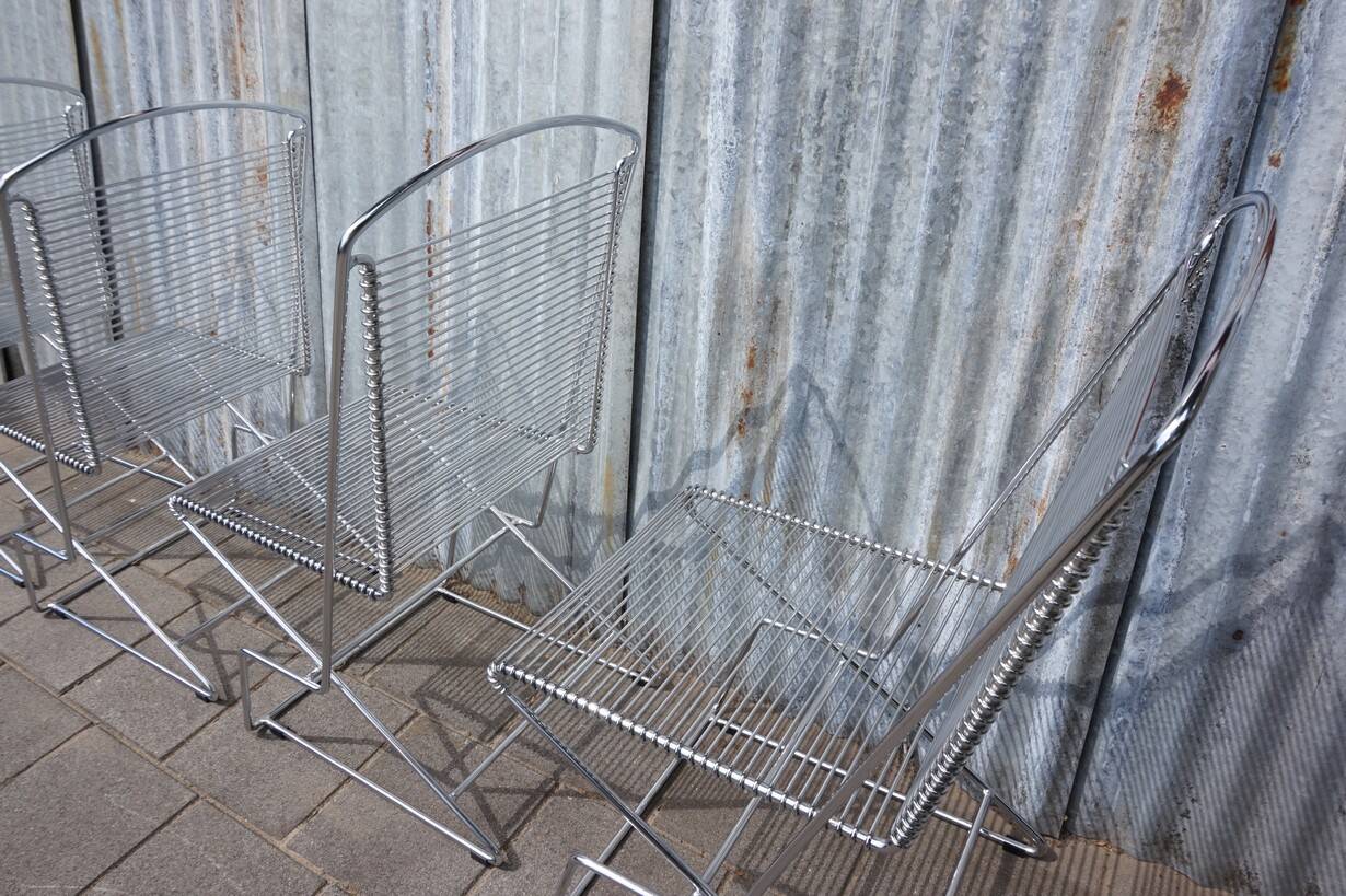 Set of 4 wire chairs, 1980s