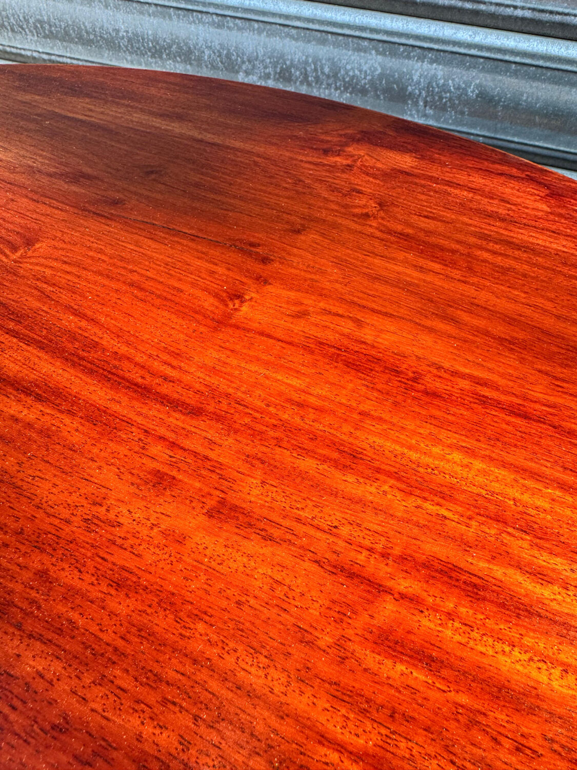 Art Deco coffee table in solid mahogany – 1930s