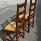 Paire de chaises en chêne et paille – années 50