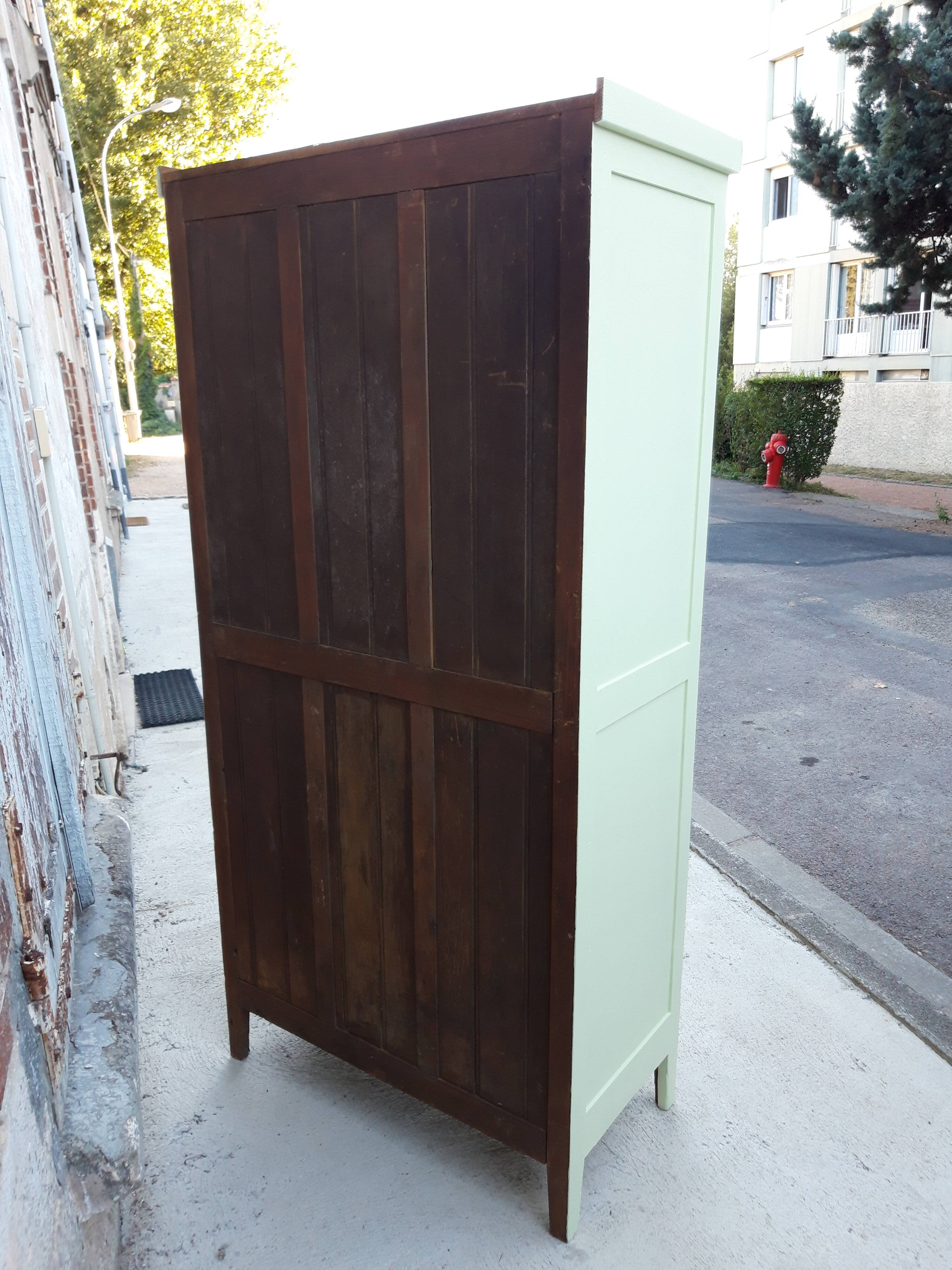 Parisian wardrobe year 50