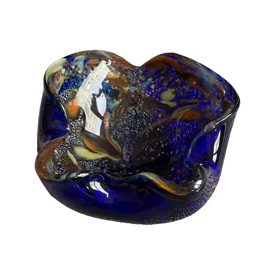 Dark blue Venetian glass ashtray with sulfurized multicolored decoration