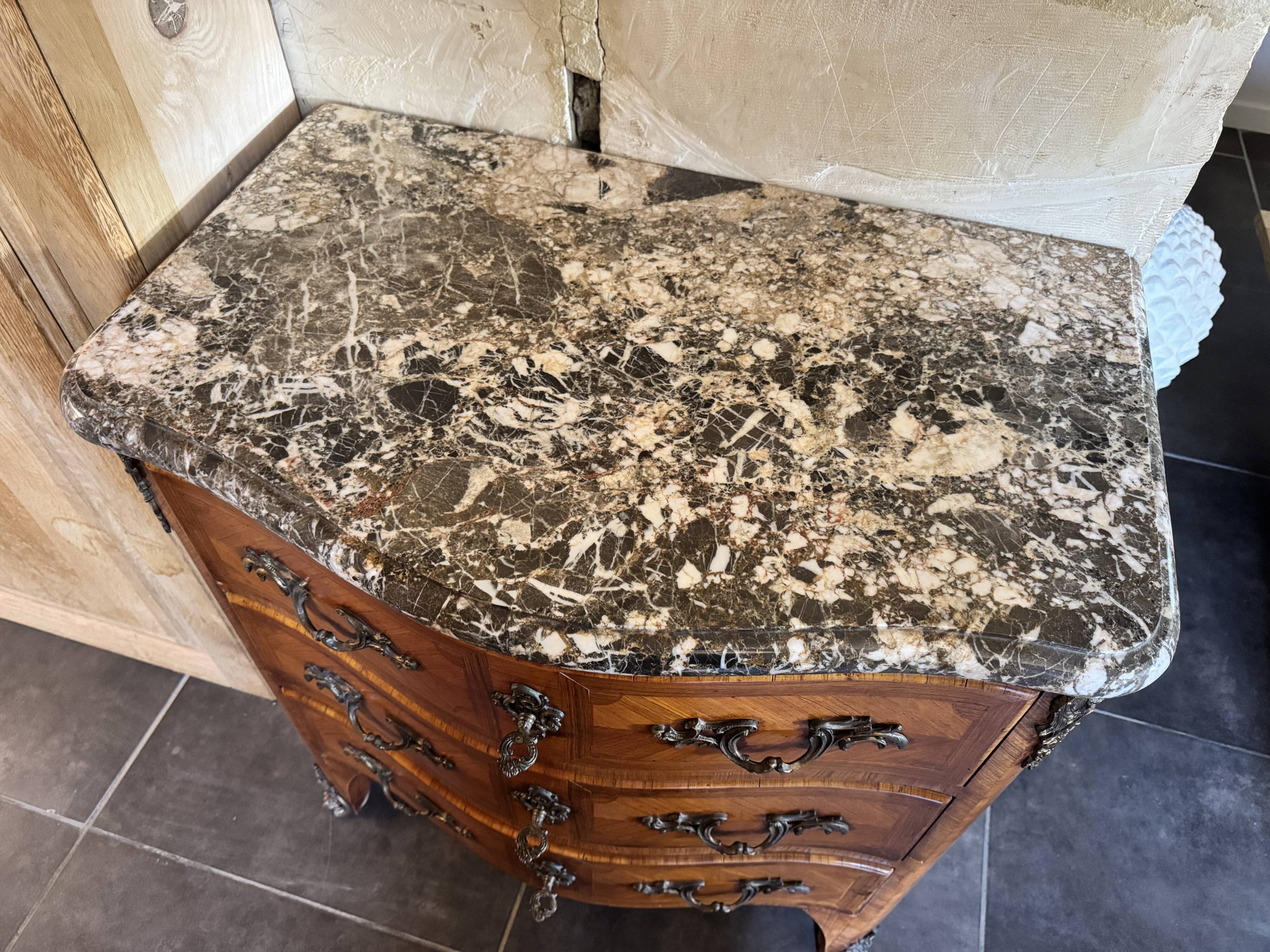Small Louis XV Transition jump commode, Breccia marble, 79 cm