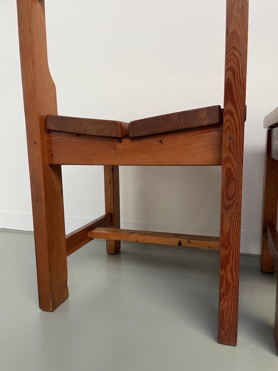 Set of table and 4 chairs, 60s mountain furniture