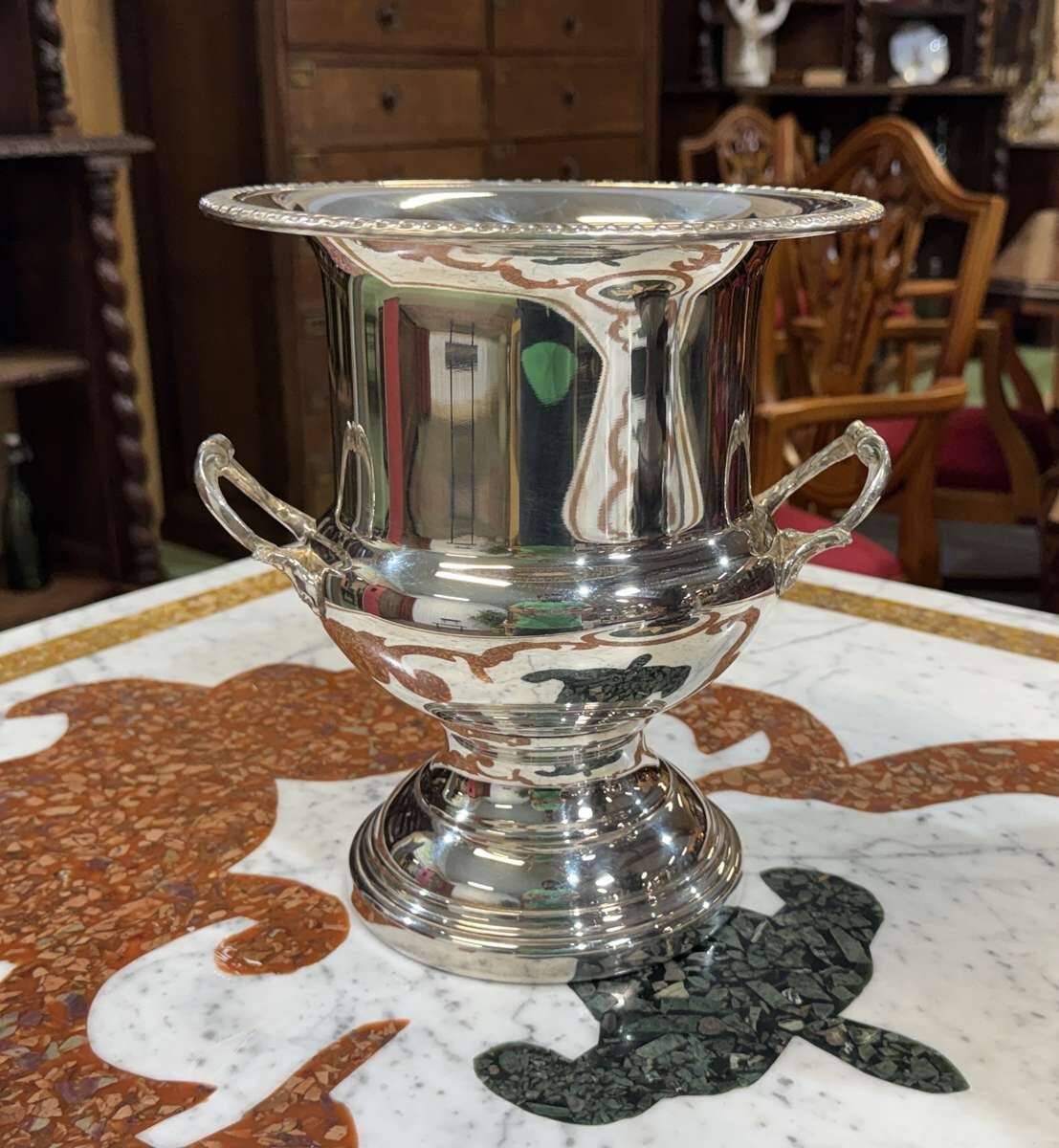 Silver-plated metal ice bucket