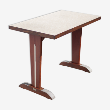 Table bistrot années 30 en bois et aluminium avec plateau formica