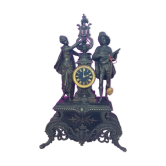 Pendule de cheminée en régule