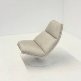 Artifort F511 armchair in cream