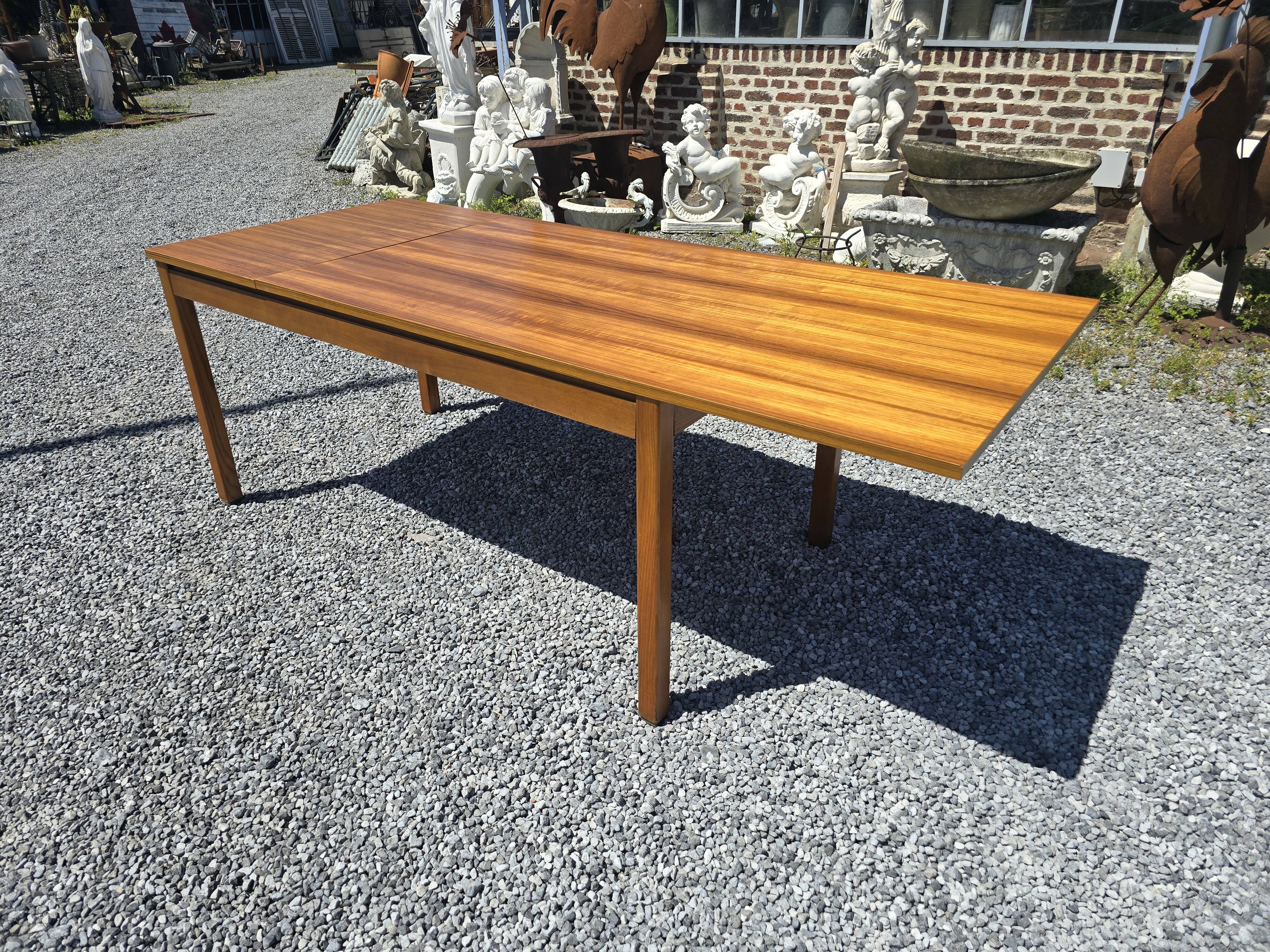 Scandinavian extendable teak table from the 60s