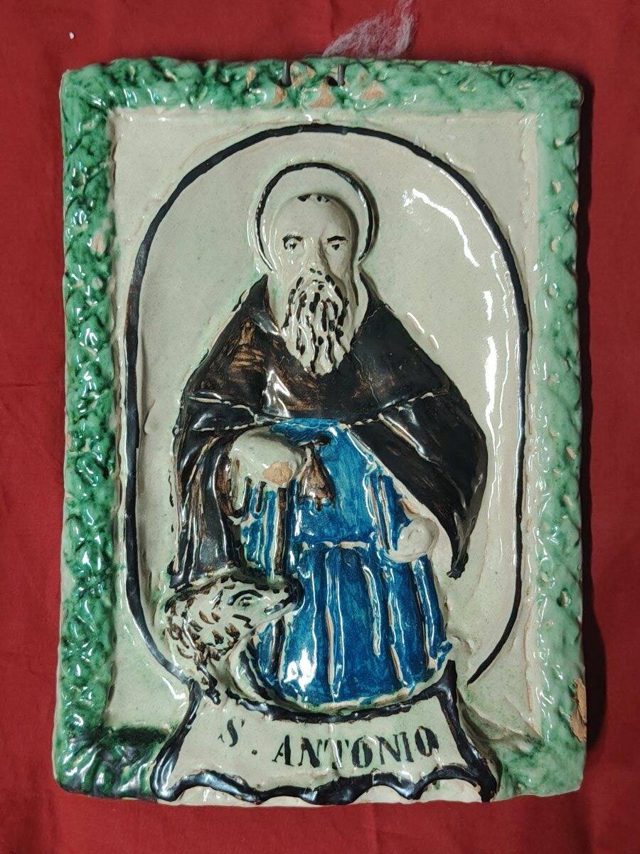 Plaque de dévotion en terre cuite Abbé Saint Antoine, XIX siècle