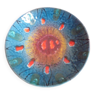 hollow dish,