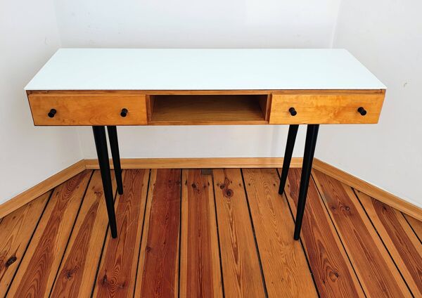 Bureau par M. Pozar pour Up Závody, Tchécoslovaquie, années 1960.