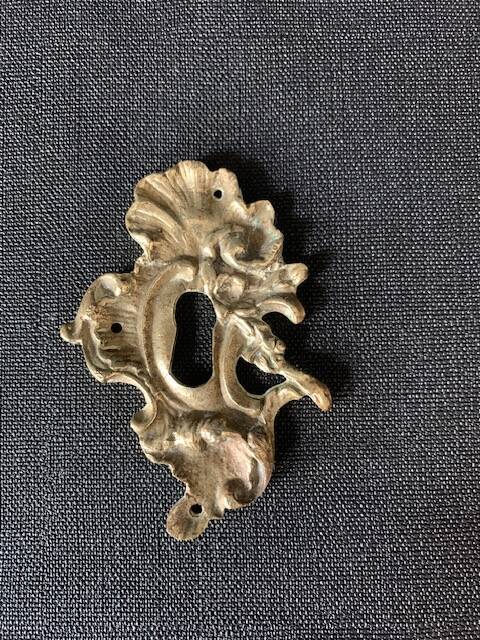 Pair of rocaille bronze keyholes from the 19th century
