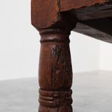 Oak hand-carved side table in wabi wabi style, Spain, 17th Century