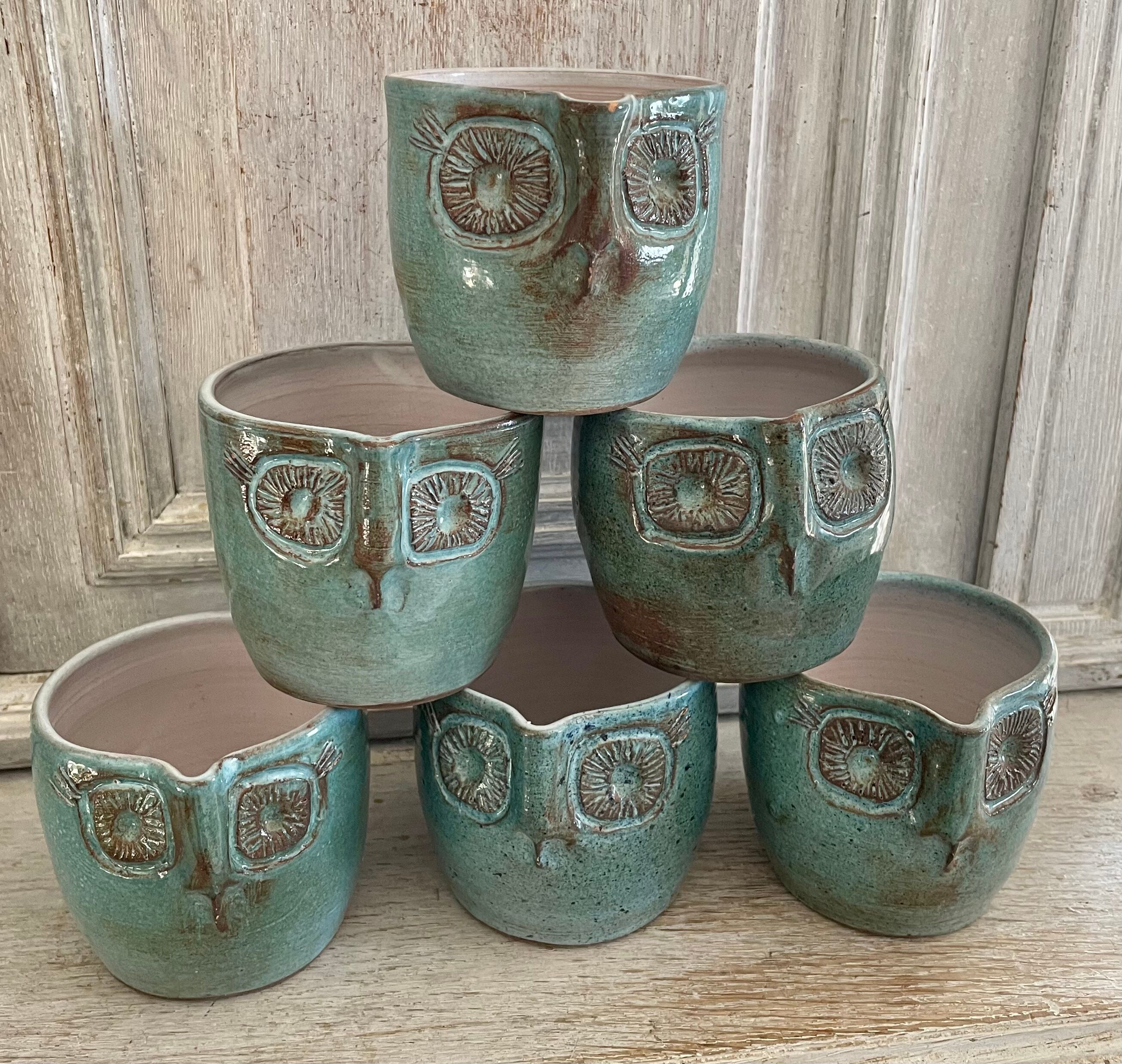 Set 6 vintage ceramic owl mugs